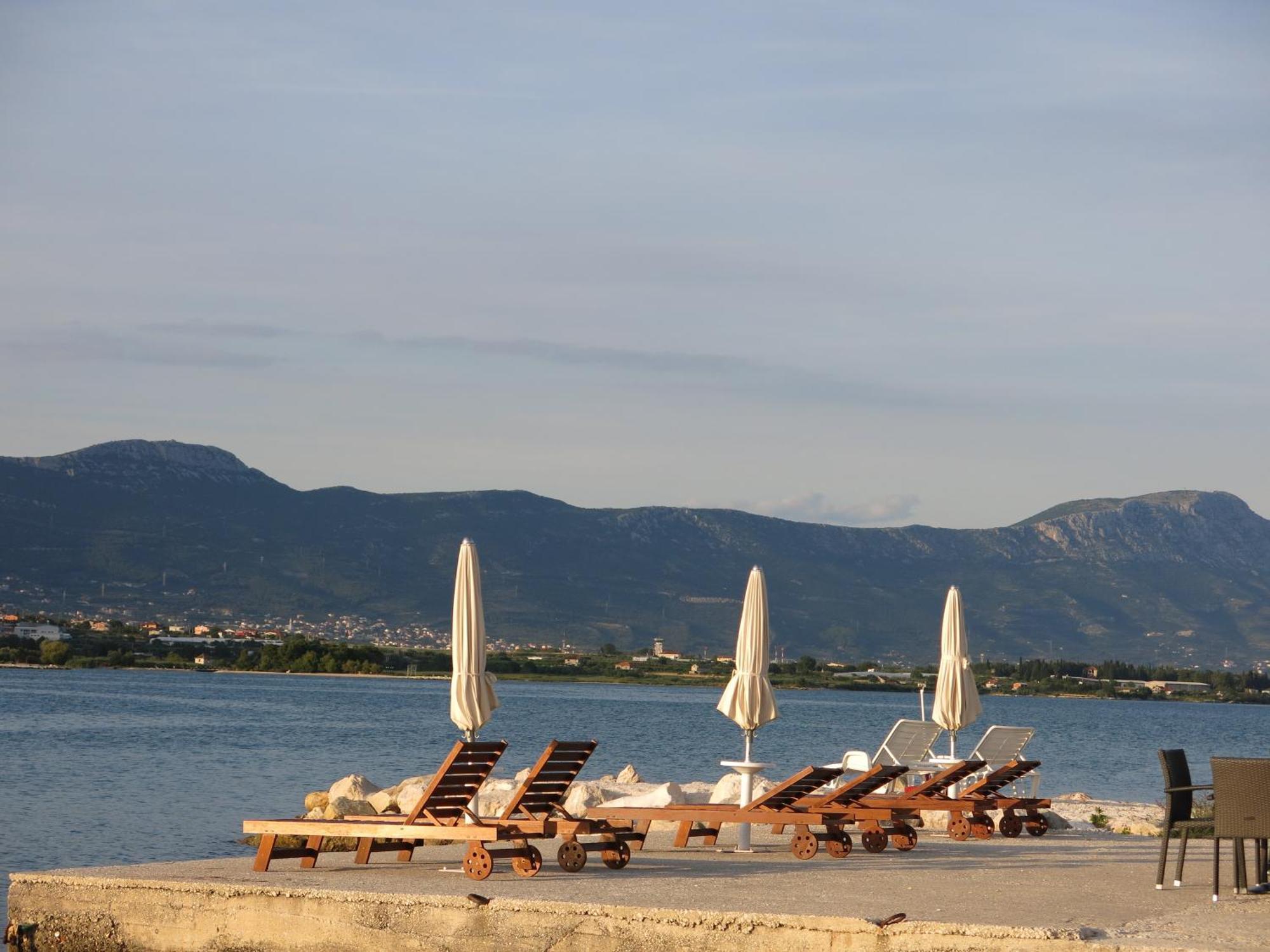 Apartments Coce Trogir Buitenkant foto