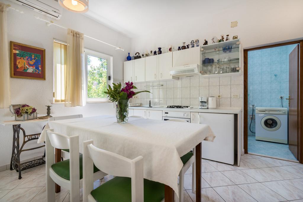 Apartments Coce Trogir Buitenkant foto