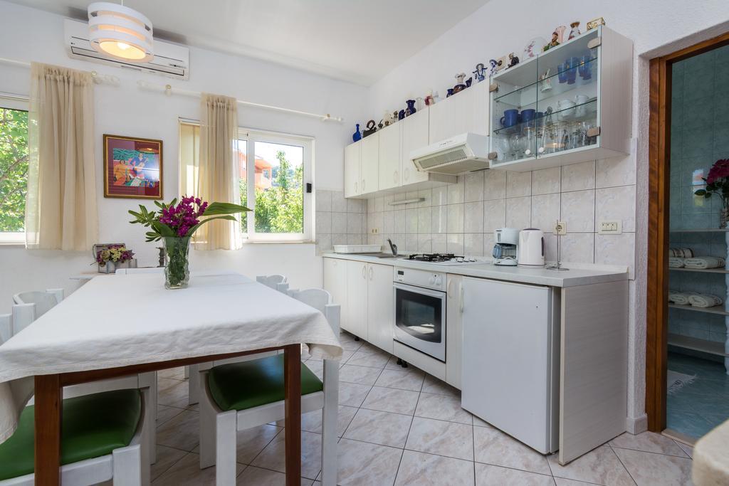Apartments Coce Trogir Buitenkant foto