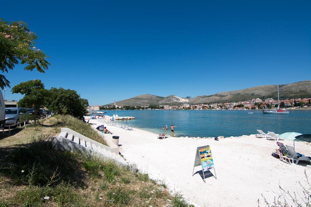 Apartments Coce Trogir Buitenkant foto