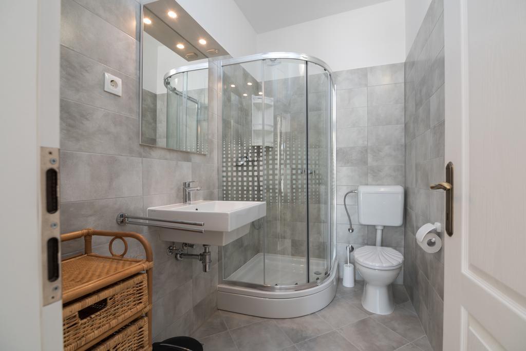 Apartments Coce Trogir Buitenkant foto