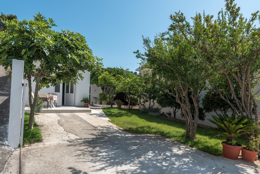 Apartments Coce Trogir Buitenkant foto